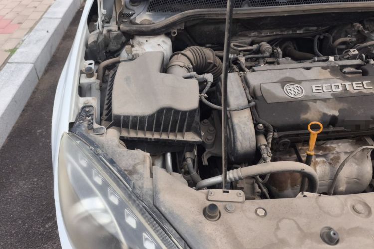 Used Buick GT 2013 GT 1.6L Automatic Fashion Edition Engine Bay Right