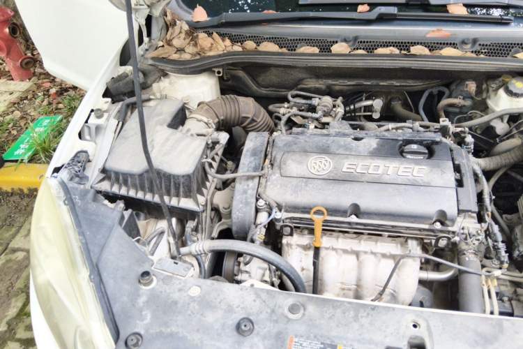 Used Buick GT 2013 GT 1.6L Automatic Fashion Edition Engine Bay Right