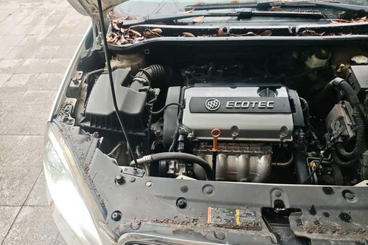 Used Buick GT 2013 GT 1.6L Automatic Fashion Edition Engine Bay Right