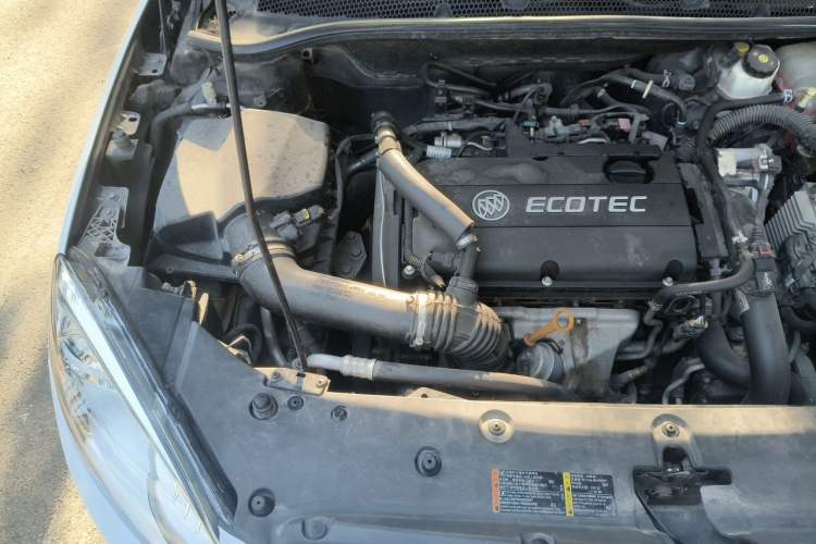 Used Buick GT 2013 GT 1.6T Automatic Fashion Sport Edition Engine Bay Right