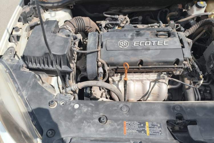 Used Buick GT 2013 GT 1.6L Automatic Fashion Edition Engine Bay Right