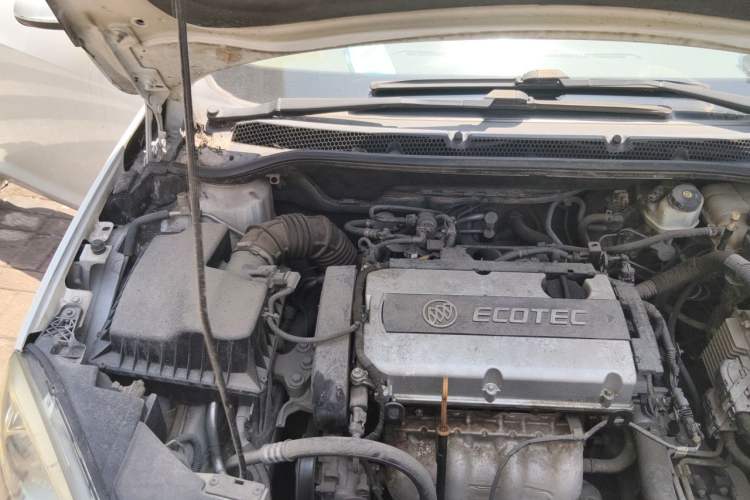Used Buick GT 2013 GT 1.6L Automatic Fashion Edition Engine Bay Right