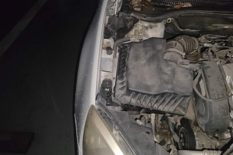 Used Buick GT 2013 GT 1.6L Automatic Fashion Edition Engine Bay Right