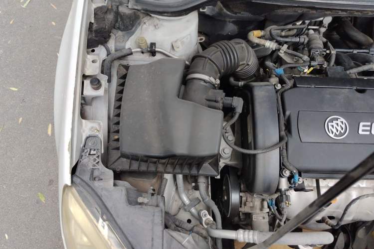Used Buick GT 2013 GT 1.6L Automatic Comfort Edition Engine Bay Right