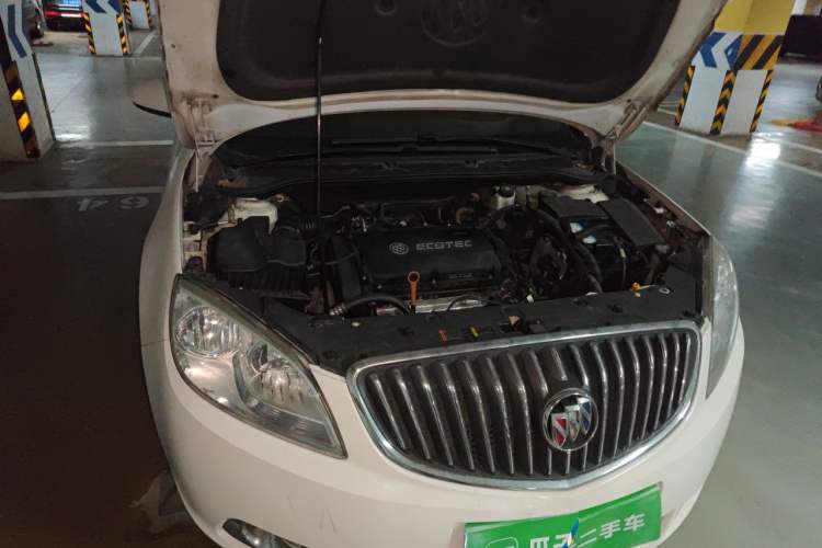 Used Buick GT 2013 GT 1.8L Automatic Fashion Edition Engine Bay Right