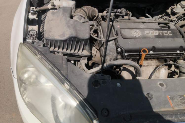 Used Buick GT 2013 GT 1.6L Manual Comfort Edition Engine Bay Right