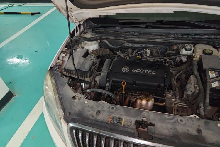 Used Buick GT 2013 GT 1.6L Automatic Fashion Edition Engine Bay Right
