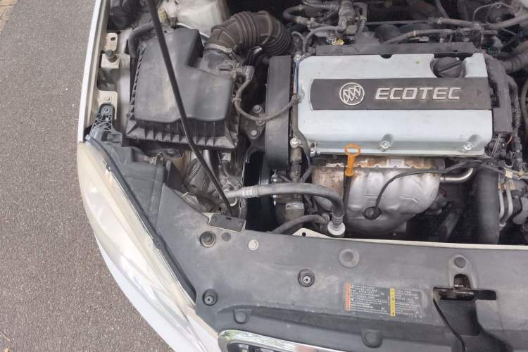 Used Buick GT 2013 GT 1.6L Automatic Fashion Edition Engine Bay Right
