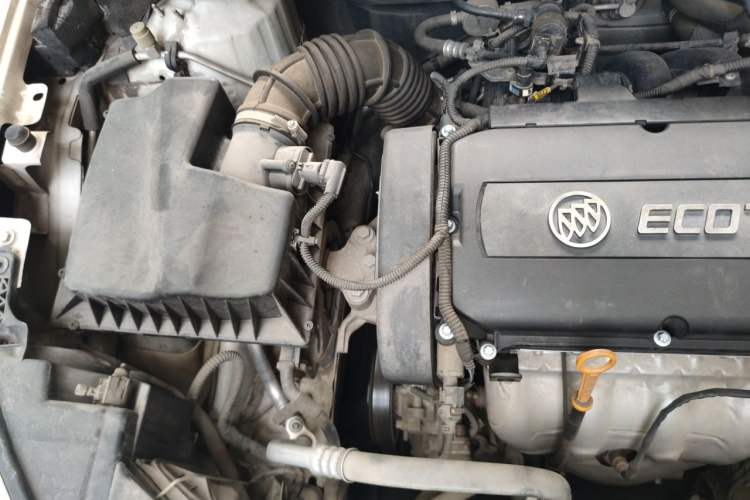 Used Buick GT 2013 GT 1.6L Automatic Fashion Edition Engine Bay Right