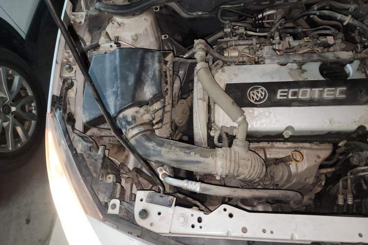 Used Buick GT 2013 XT 1.6T Automatic Fashion Sport Edition Engine Bay Right