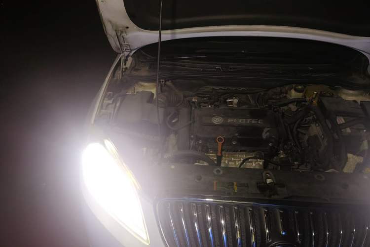 Used Buick GT 2013 GT 1.6L Automatic Fashion Edition Engine Bay Right