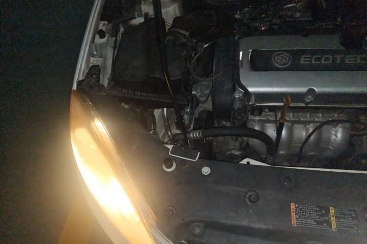 Used Buick GT 2013 GT 1.6L Automatic Fashion Edition Engine Bay Right