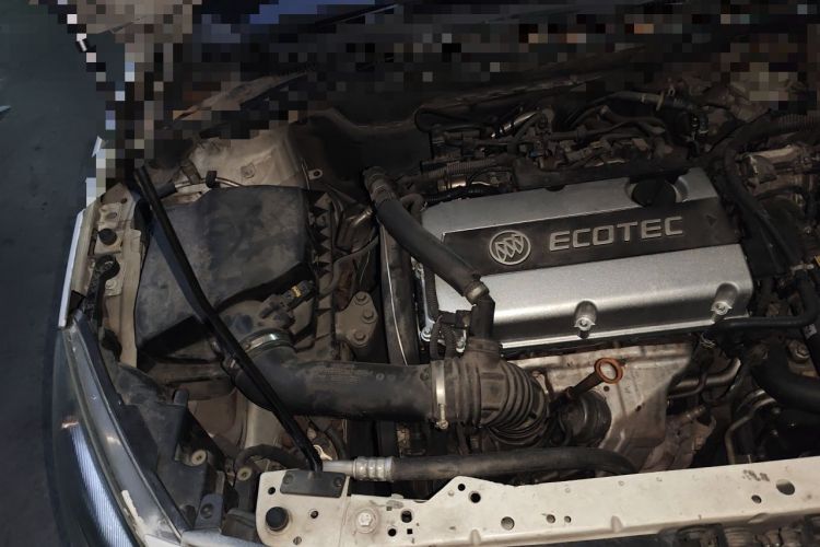 Used Buick GT 2013 XT 1.6T Automatic New Sharp Sport Edition Engine Bay Right
