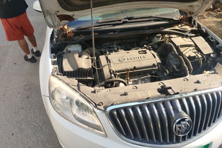 Used Buick GT 2013 GT 1.6L Automatic Fashion Edition Engine Bay Right