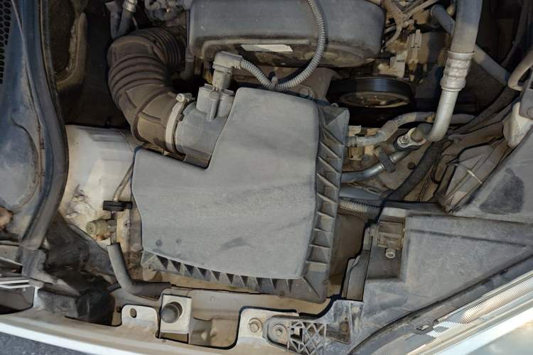 Used Buick GT 2013 GT 1.6L Automatic Fashion Edition Engine Bay Right