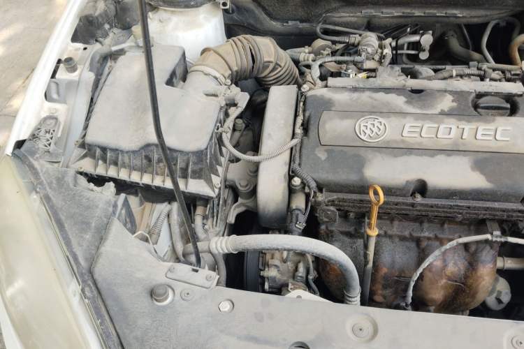Used Buick GT 2013 GT 1.6L Automatic Fashion Edition Engine Bay Right