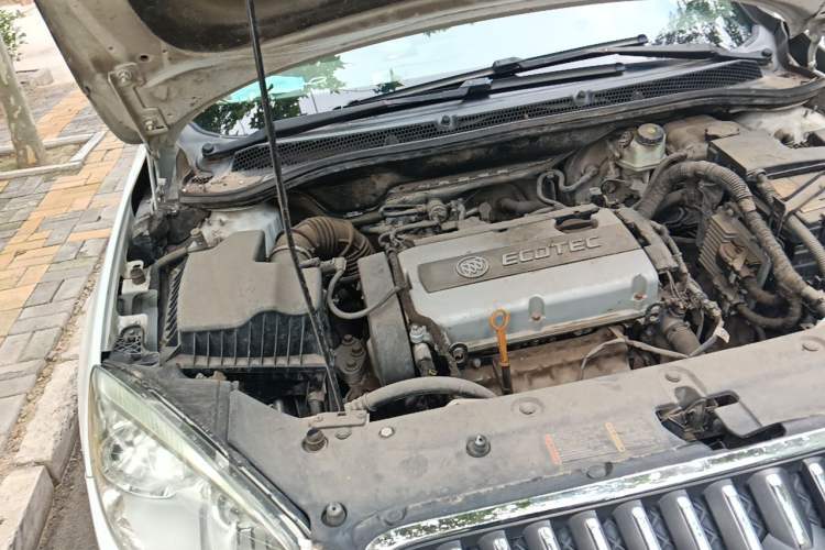 Used Buick GT 2013 GT 1.6L Manual Comfort Edition Engine Bay Right