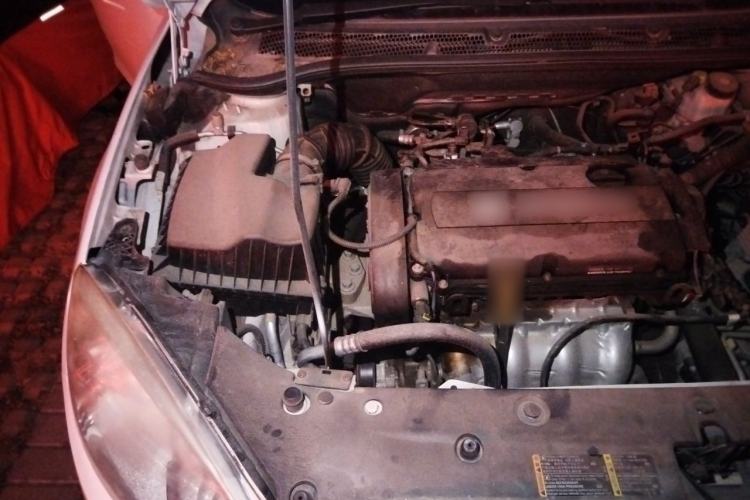 Used Buick GT 2013 GT 1.6L Automatic Fashion Edition Engine Bay Right