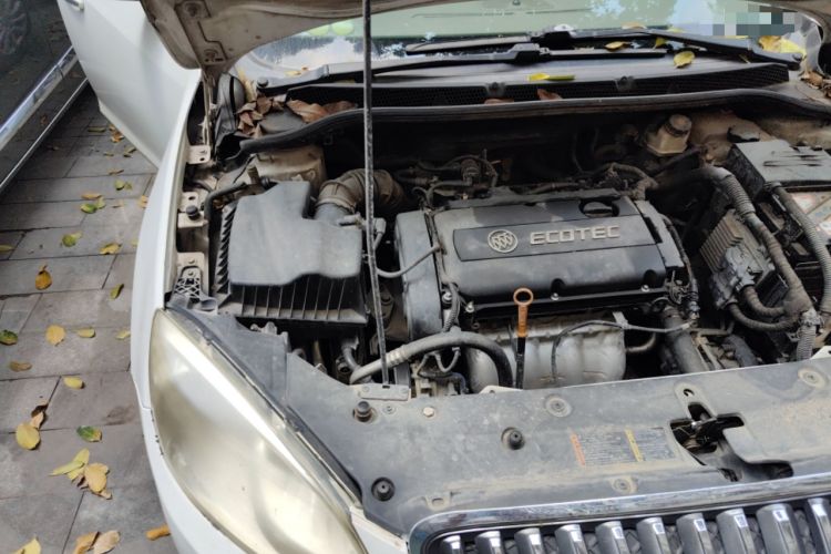 Used Buick GT 2013 GT 1.6L Automatic Fashion Edition Engine Bay Right