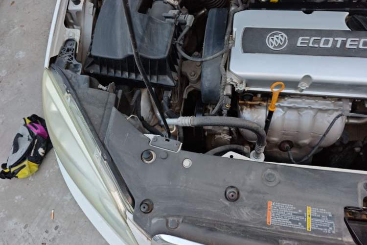 Used Buick GT 2013 GT 1.6L Automatic Comfort Edition Engine Bay Right