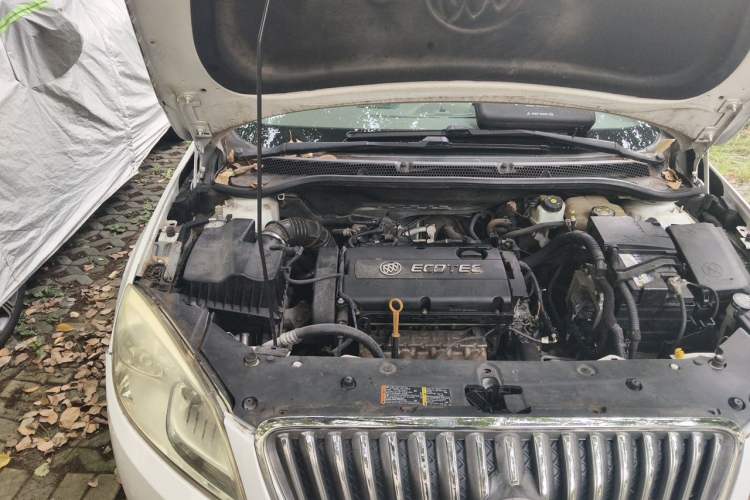 Used Buick GT 2013 GT 1.6L Automatic Comfort Edition Engine Bay Right