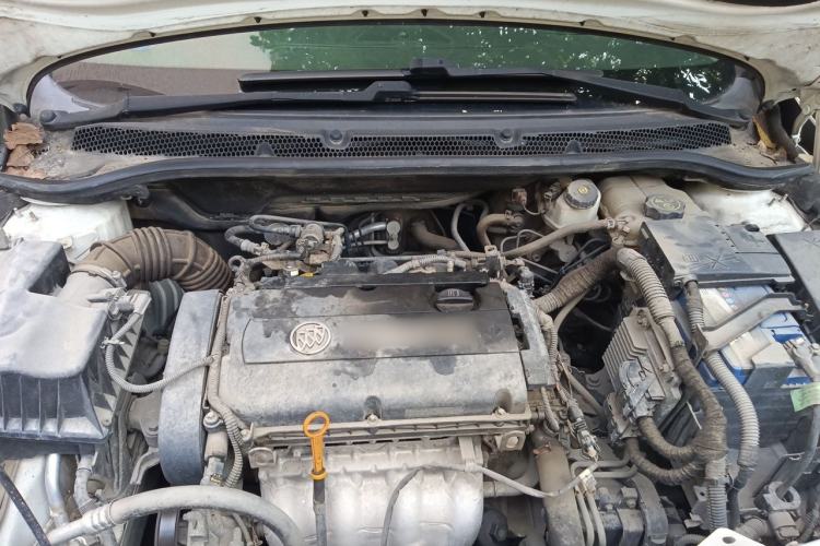 Used Buick GT 2013 XT 1.6L Automatic Fashion Edition Engine Bay
