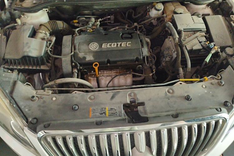 Used Buick GT 2013 GT 1.6L Manual Entry-Level Model Engine Bay