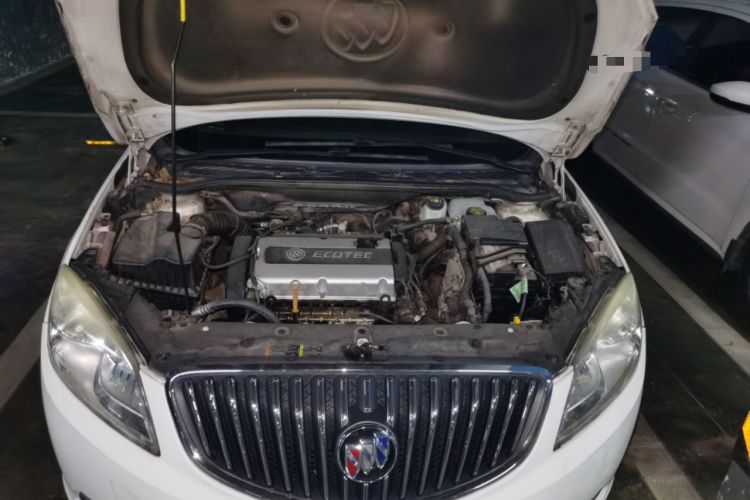 Used Buick GT 2013 GT 1.6L Automatic Fashion Edition Engine Bay