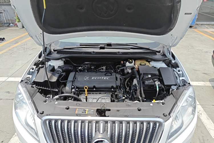 Used Buick GT 2013 GT 1.6L Automatic Fashion Edition Engine Bay