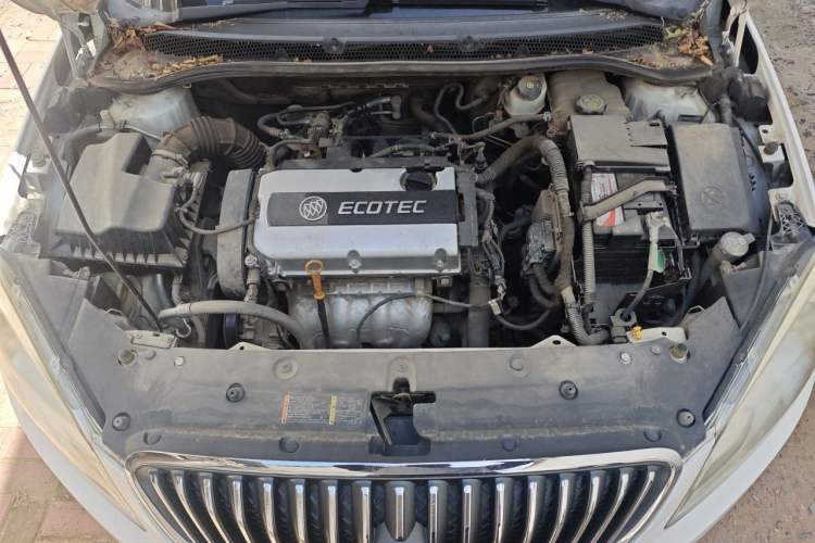 Used Buick GT 2013 GT 1.6L Manual Entry-Level Model Engine Bay