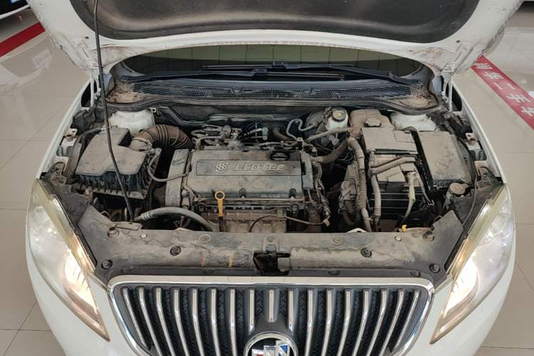 Used Buick GT 2013 GT 1.6L Manual Entry-Level Model Engine Bay
