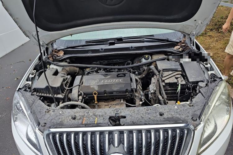 Used Buick GT 2013 GT 1.6L Manual Entry-Level Model Engine Bay