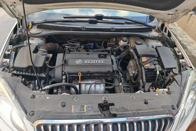 Used Buick GT 2013 GT 1.6L Automatic Fashion Edition Engine Bay