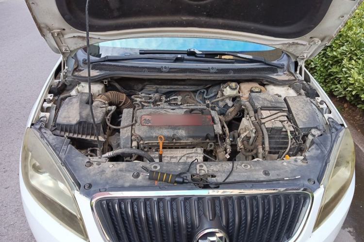 Used Buick GT 2013 GT 1.6L Manual Entry-Level Model Engine Bay