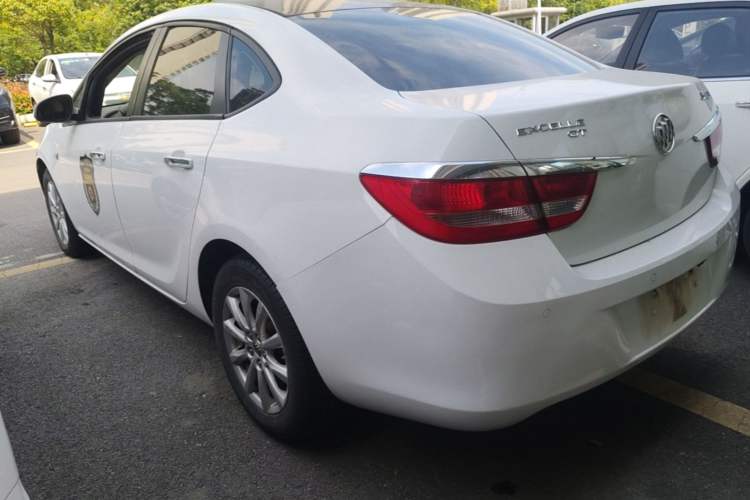 Used Buick GT 2013 GT 1.6L Automatic Fashion Edition Exterior 2