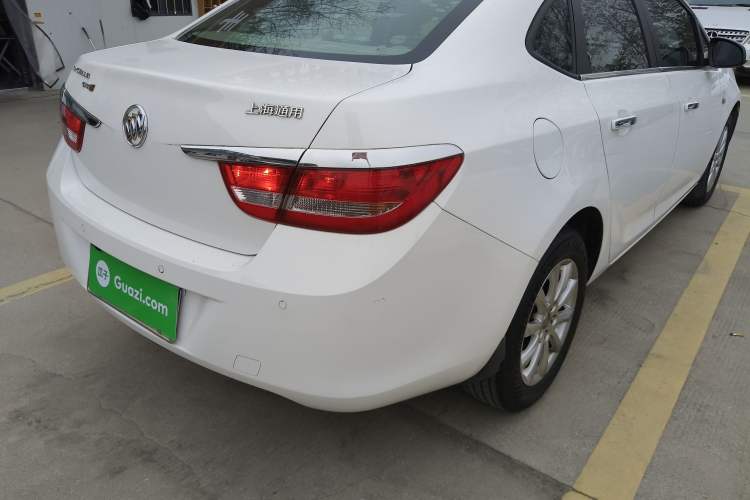 Used Buick GT 2013 GT 1.8L Automatic Fashion Edition Exterior 3
