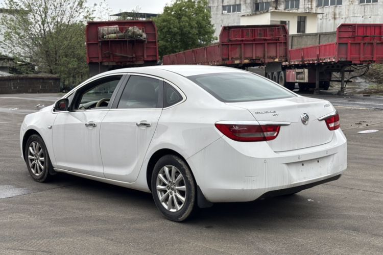 Used Buick GT 2013 GT 1.6L Automatic Fashion Edition Exterior 4