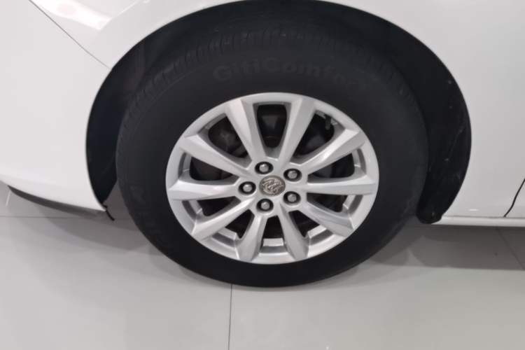 Used Buick GT 2013 GT 1.6L Manual Entry-Level Model Exterior 4