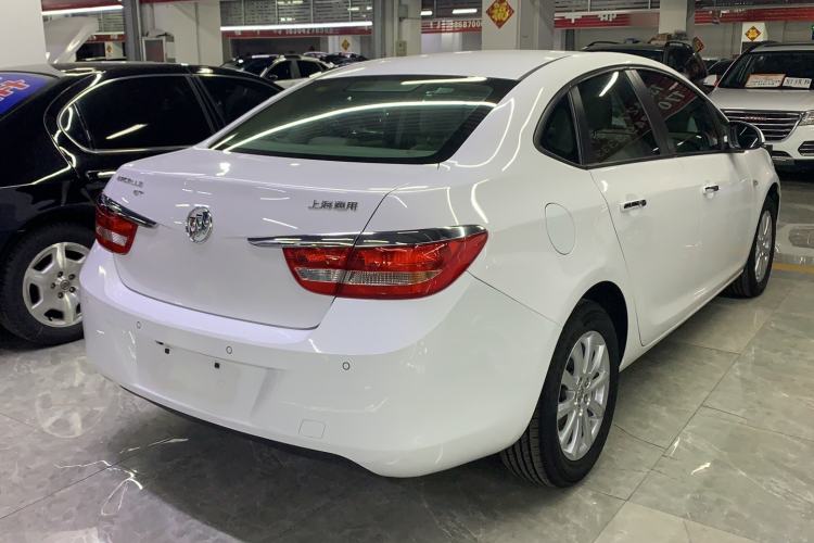 Used Buick GT 2013 GT 1.6L Automatic Fashion Edition Exterior 5