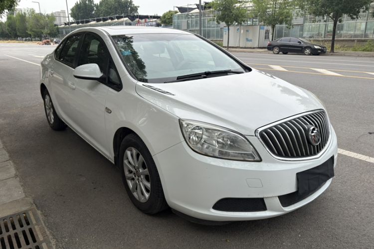 Used Buick GT 2013 GT 1.6L Manual Comfort Edition Exterior 5