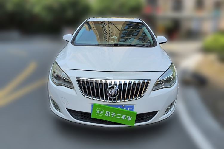 Used Buick GT 2013 XT 1.6L Automatic Fashion Edition Front