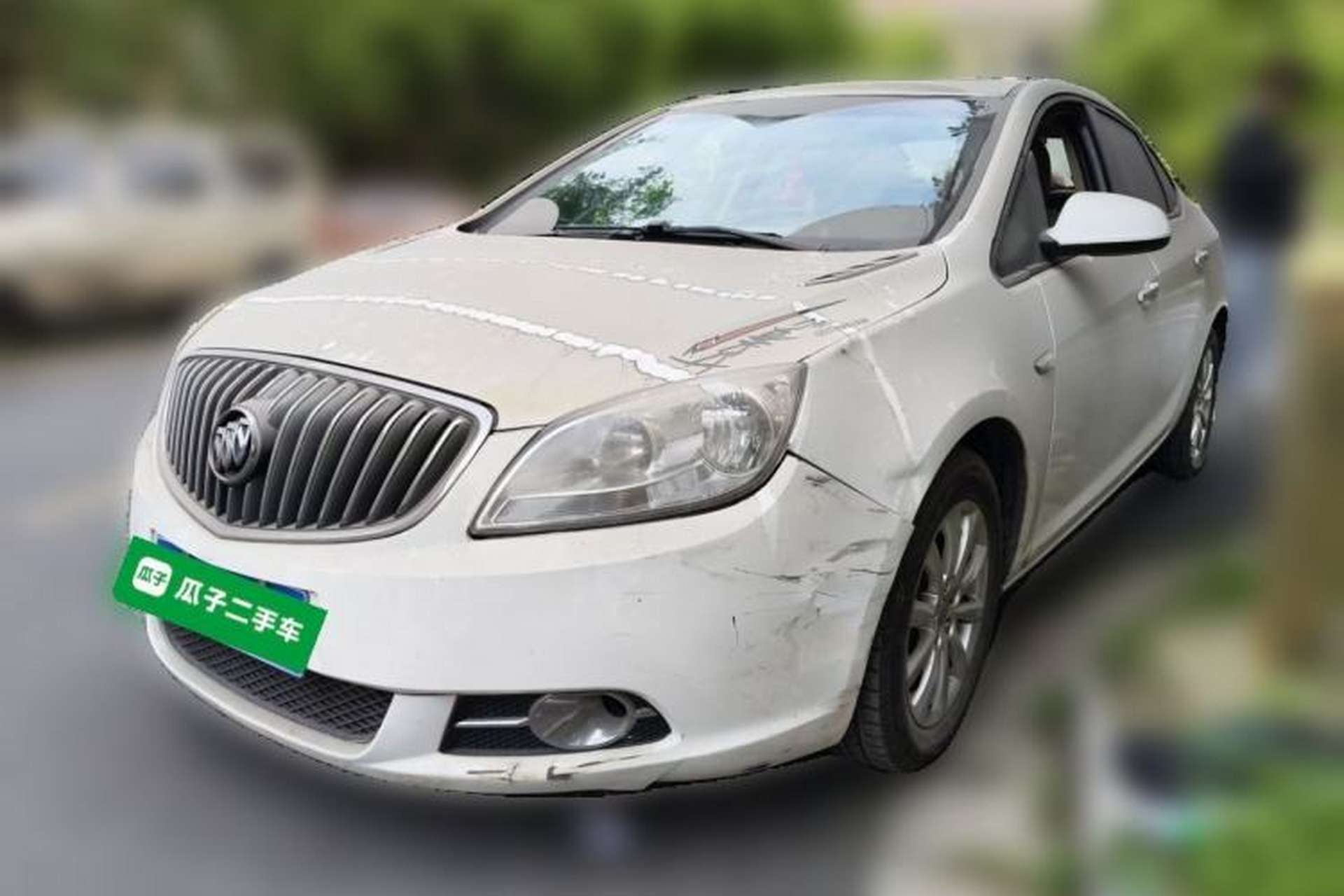 Used Buick GT 2013 GT 1.6L Automatic Fashion Edition Front Left 45 Deg