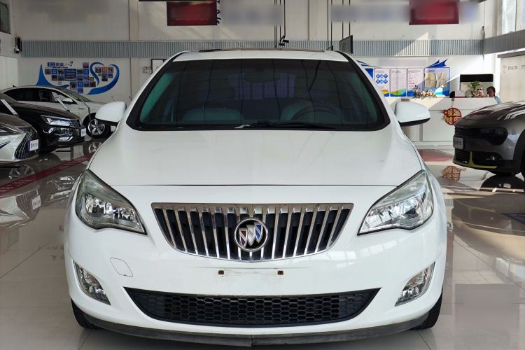 Used Buick GT 2013 XT 1.6L Automatic Fashion Edition Front