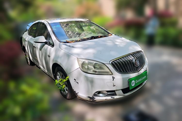Used Buick GT 2013 GT 1.6L Automatic Fashion Edition Front Right 45 Deg