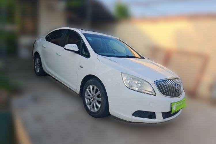 Used Buick GT 2013 GT 1.6L Automatic Comfort Edition Front Right 45 Deg