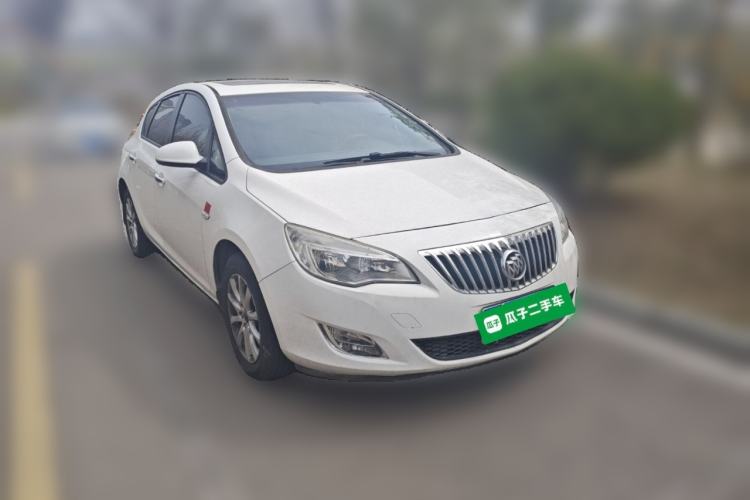 Used Buick GT 2013 XT 1.6L Automatic Fashion Edition Front Right 45 Deg