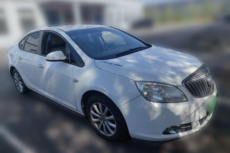 Used Buick GT 2013 GT 1.6L Manual Entry-Level Model Front Right 45 Deg