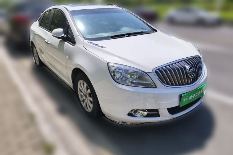 Used Buick GT 2013 GT 1.6L Automatic Fashion Edition Front Right 45 Deg