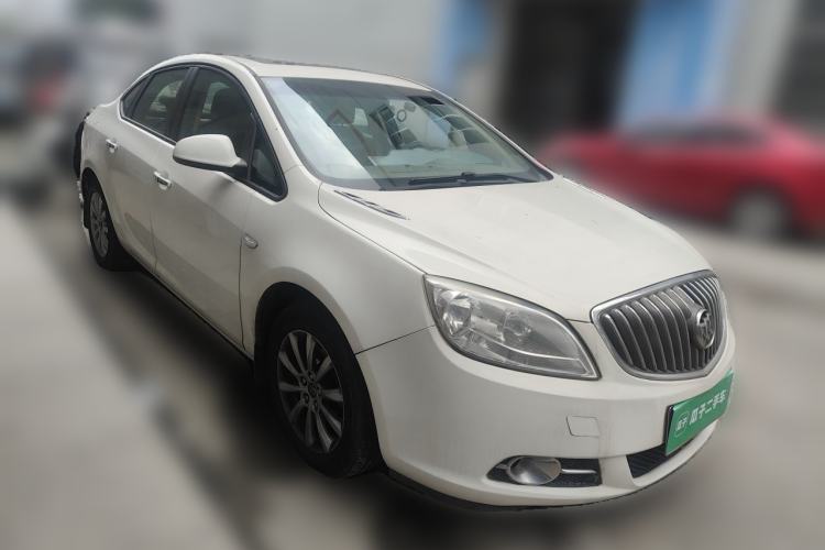 Used Buick GT 2013 GT 1.6L Automatic Fashion Edition Front Right 45 Deg