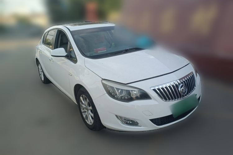 Used Buick GT 2013 XT 1.6L Automatic Fashion Edition Front Right 45 Deg